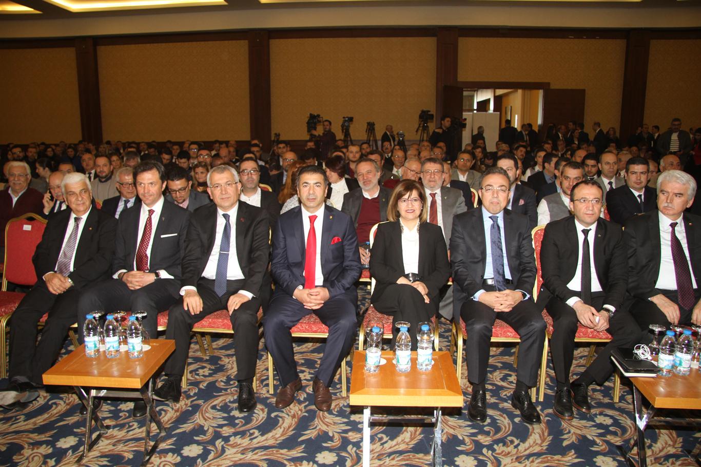 Eximbank Kredileri ve ihracatçıya yönelik finans kaynakları semineri Eximbank Kredileri ve ihracatçıya yönelik finans kaynakları semineri